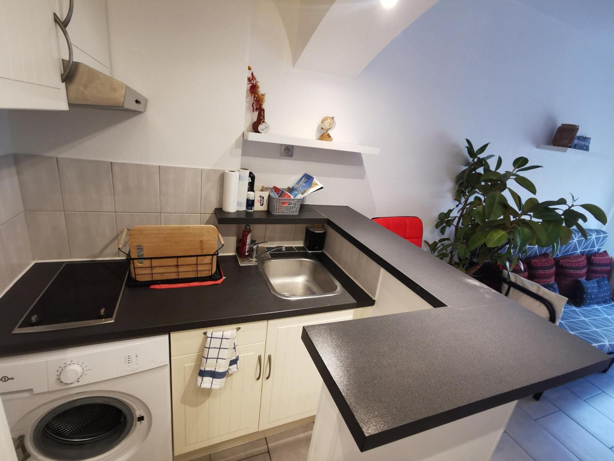 Studio Et Stationnement Offert Centre Hyeres Ngoại thất bức ảnh